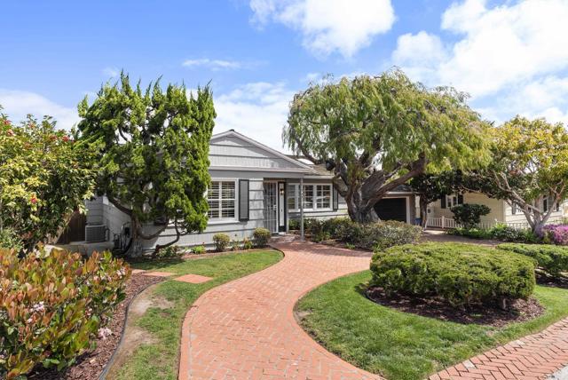 1451 Savoy Circle, San Diego CA: https://media.crmls.org/mediaz/d06172e2-1896-4a0b-b093-0a5ced41a031.jpg