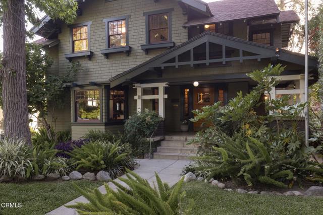 1813 Wayne Avenue, South Pasadena CA: https://media.crmls.org/mediaz/d0623b40-1346-4b14-898d-53ce6859fe21.jpg