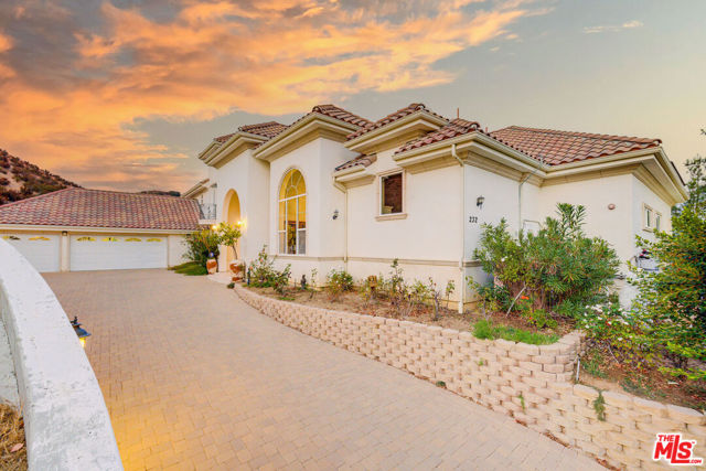 Image 12 of 13 For 232 Saddlebow Road