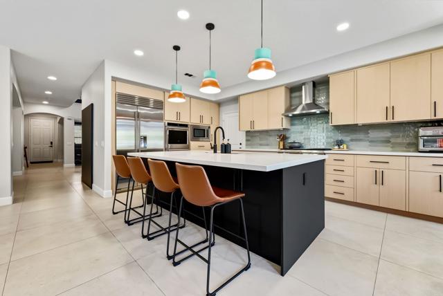 Detail Gallery Image 11 of 56 For 11313 Wild Meadow Pl, San Diego,  CA 92131 - 5 Beds | 4/1 Baths