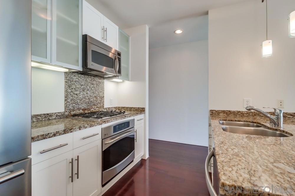 MLS #250035729SD img 9