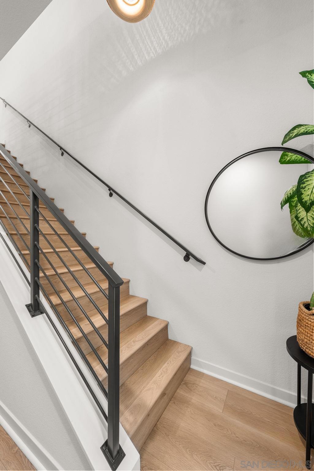 https://media.crmls.org/mediaz/d0639ca9-038e-413e-ad05-33276dc4f426.jpg?preset=X-Large