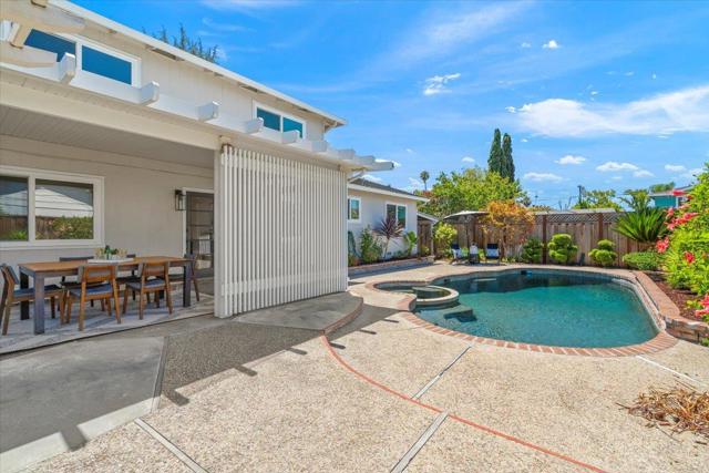 1585 Inverness Circle, San Jose CA: https://media.crmls.org/mediaz/d064bdb8-156a-4954-b9d8-aa3fdf4ce96f.jpg