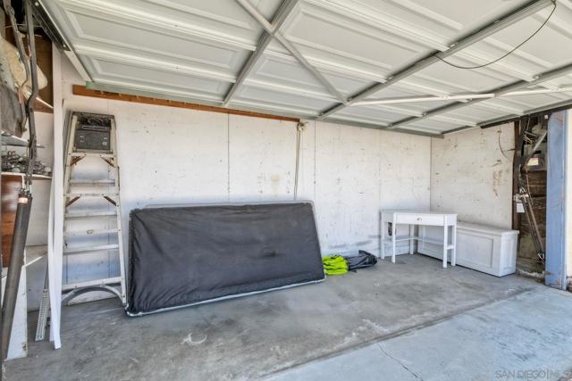 1729 Lahoud, Cardiff by the Sea CA: https://media.crmls.org/mediaz/d065ab6d-7d7d-4d98-82b4-26a1cf699ba5.jpg