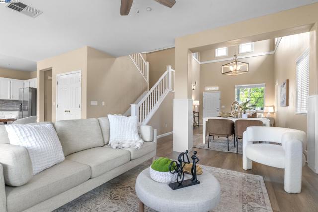 Image 17 of 60 For 6953 Bear Creek Dr