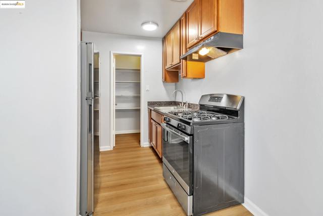 1626 Dwight Way, Berkeley CA: https://media.crmls.org/mediaz/d069b190-4984-450f-b1e1-0f6aff3306f1.jpg