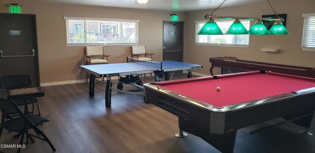 195 Tierra Rejada Road, Simi Valley CA: https://media.crmls.org/mediaz/d06c277a-4c2a-4af2-9d76-86a5b2780c57.jpg