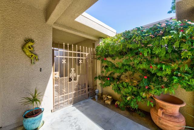 72520 Sandstone Lane, Palm Desert, CA 92260