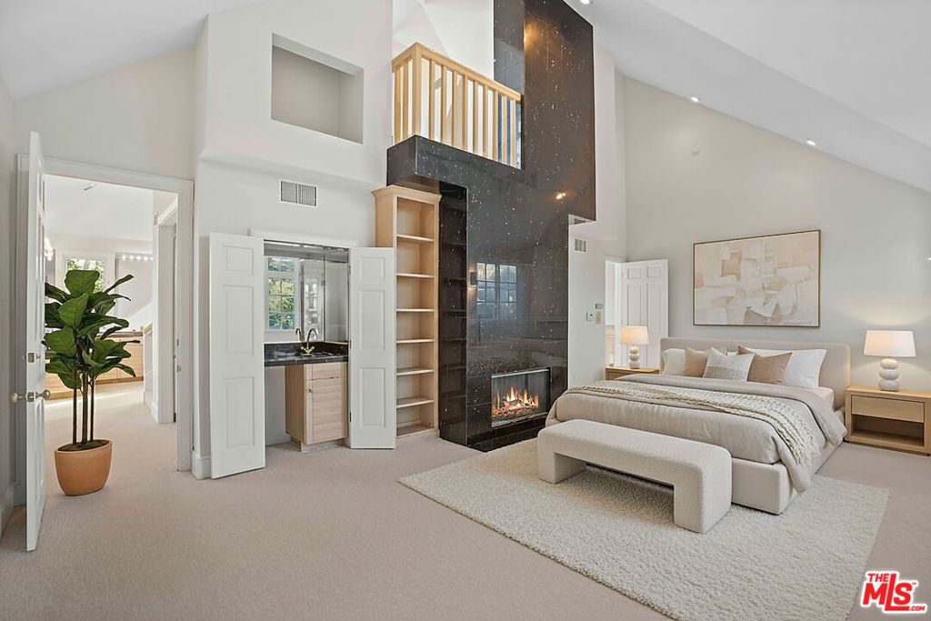 MLS #25602713 image #42