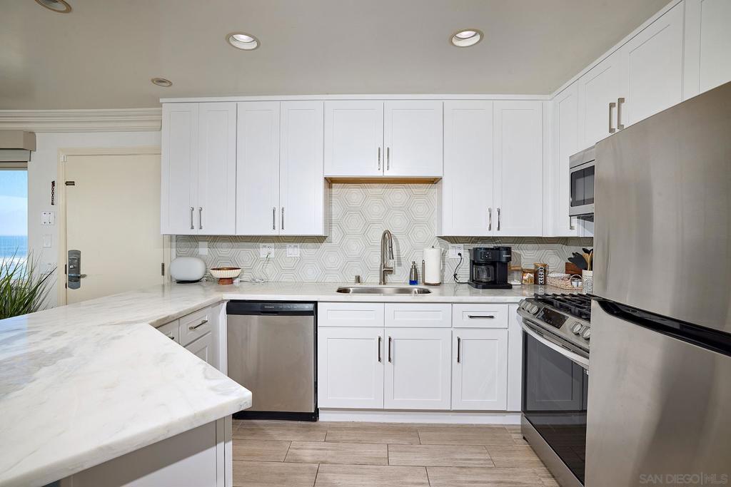 MLS #250039031SD image #5