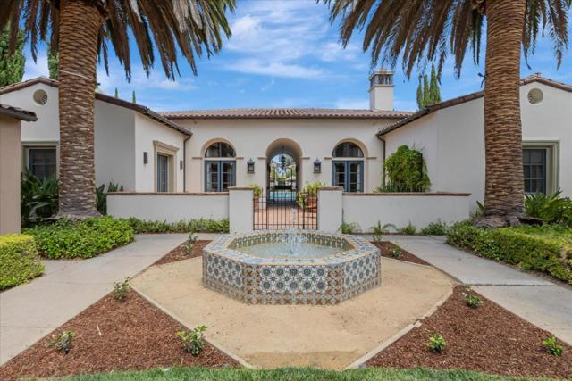 1325 Dahlia Loop, San Jose CA: https://media.crmls.org/mediaz/d06ddc62-6a9f-4d34-8b08-3ae2e596d59f.jpg