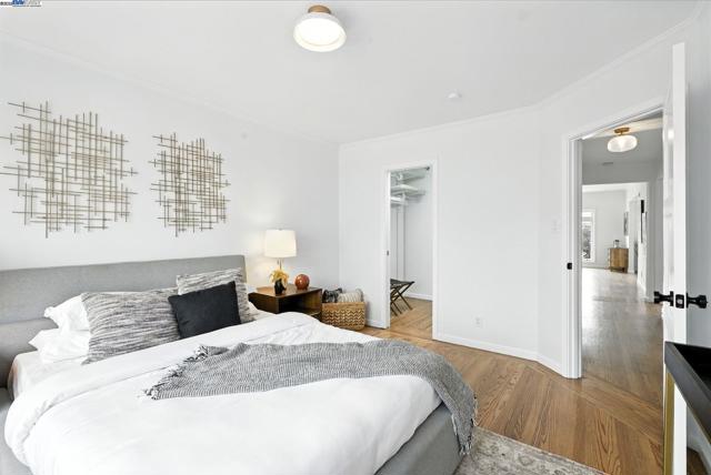 24 Riverton Dr, San Francisco CA: https://media.crmls.org/mediaz/d06e167a-8c2a-4179-bcf5-944b7b80e4ff.jpg