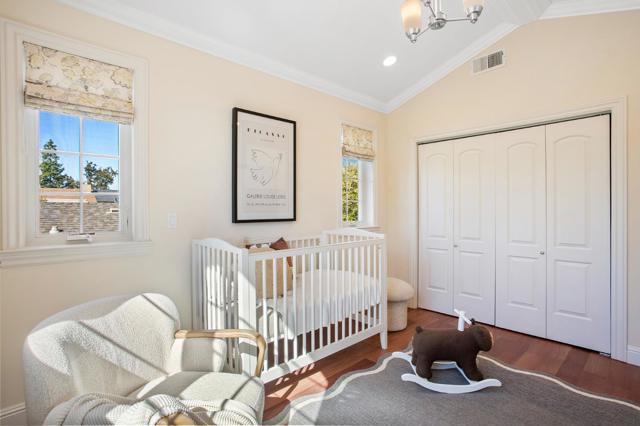 265 Wilton Avenue, Palo Alto CA: https://media.crmls.org/mediaz/d06f6473-1d6f-4fef-ba5d-9c4f6d83e9f4.jpg