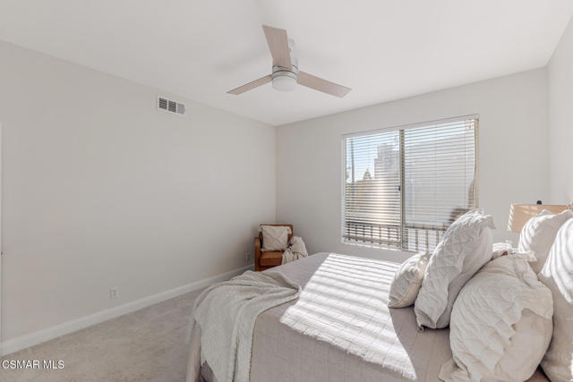 4153 Brookcrest Court, Moorpark CA: https://media.crmls.org/mediaz/d06f8a4a-c4a2-460e-826e-79533c67ecb5.jpg