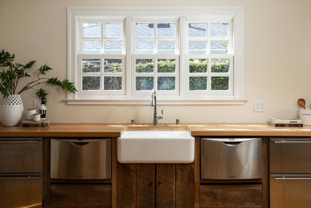 945 Evelyn Street, Menlo Park CA: https://media.crmls.org/mediaz/d0703d5f-6dc0-4c53-9b13-bd4b47a7e781.jpg