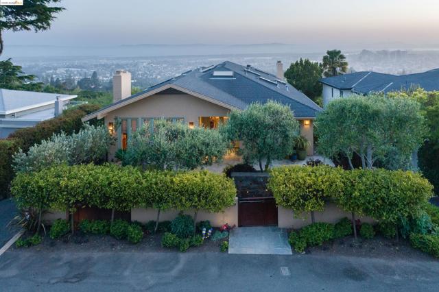 Image 1 of 49 For 251 Pershing Dr