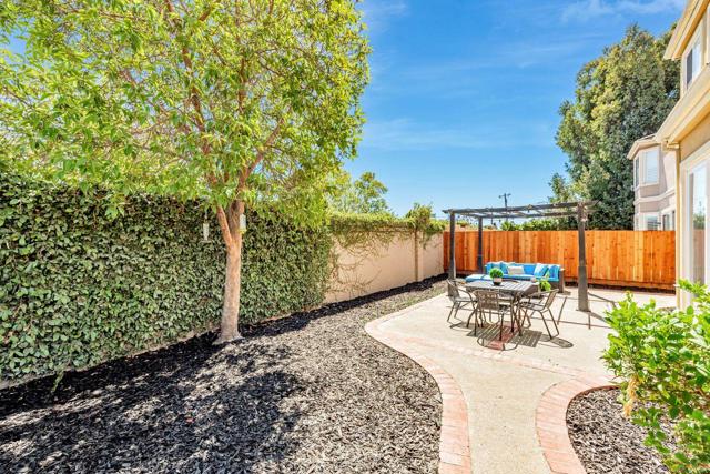 36397 Dijon Drive, Newark CA: https://media.crmls.org/mediaz/d070ca61-ea16-4140-b292-a66cddb8fc52.jpg