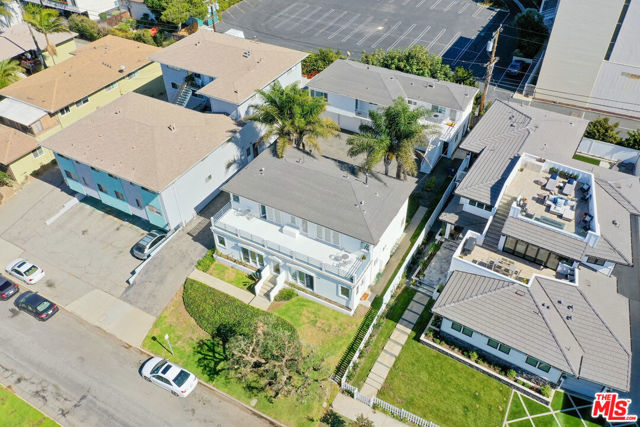 328 Calle Miramar, Redondo Beach, California 90277, ,Residential Income,Sold,Calle Miramar,21107233