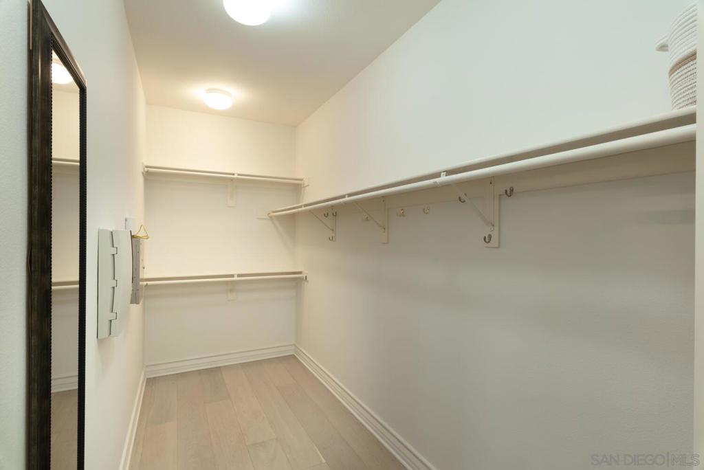 409 Cedros Ave - photo 17