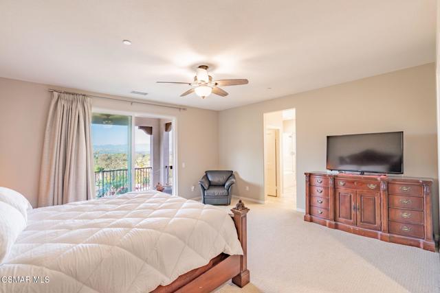 263 Morro Way, Simi Valley CA: https://media.crmls.org/mediaz/d0724a89-6856-4d47-8e3b-754e9701bd49.jpg