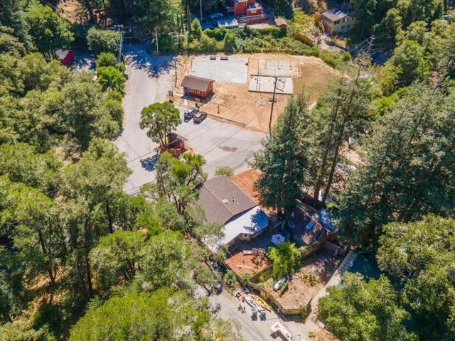 900 Lakeside Drive, Felton CA: https://media.crmls.org/mediaz/d0725ef0-569e-47f2-b151-2a286a6590b7.jpg