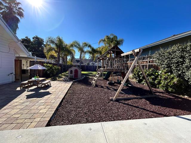 Image 29 of 35 For 21060 Tulita Court