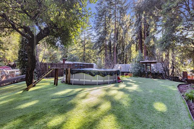 695 Creek Drive, Boulder Creek CA: https://media.crmls.org/mediaz/d073a4e1-e771-4ada-94f0-de5e5355fd24.jpg
