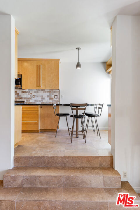 Drew Fenton | 17087 Palisades Circle Pacific Palisades CA | MLS: 7324465