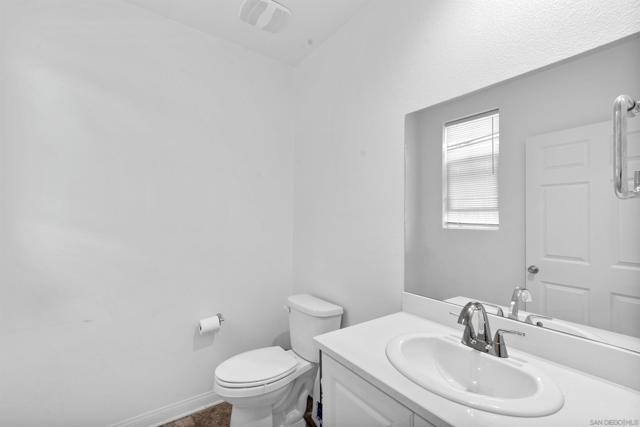 2822 Juniper Berry St, Spring Valley CA: https://media.crmls.org/mediaz/d074b9ce-3034-4322-b06e-915499016dbb.jpg