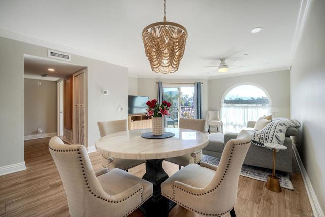 Detail Gallery Image 10 of 39 For 7509 Draper Ave #309,  La Jolla,  CA 92037 - 2 Beds | 2 Baths