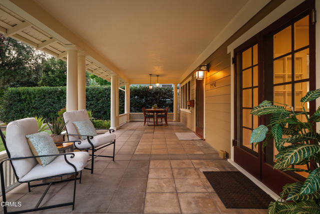 1036 N Chester Avenue, Pasadena CA: https://media.crmls.org/mediaz/d075f752-b2a1-46d0-a8e5-226939f9095e.jpg
