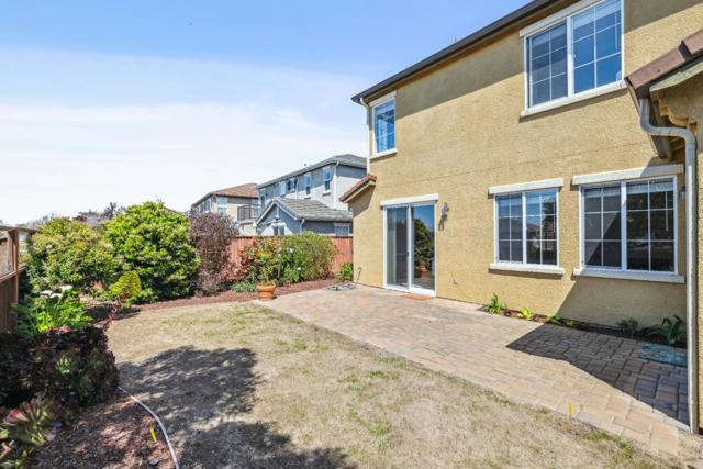 4276 Bay Crest Circle, Seaside CA: https://media.crmls.org/mediaz/d076141b-5724-4bba-aa94-4e9b2fe7b086.jpg