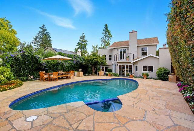 431 Hillcrest Road, San Mateo CA: https://media.crmls.org/mediaz/d076becb-16bf-496e-9ba4-f68e00d64065.jpg