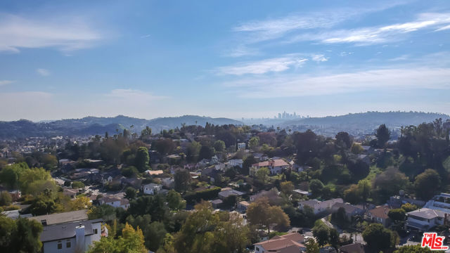 1124 Highgrove Terrace, Los Angeles CA: https://media.crmls.org/mediaz/d0774cc2-b2a2-4bbd-b3eb-604a397d1183.jpg