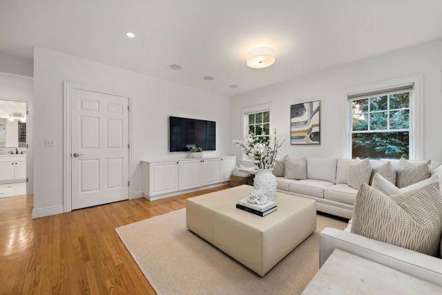 Image 15 of 46 For 1405 Hopkins Avenue