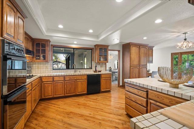 15390 Quito Road, Saratoga CA: https://media.crmls.org/mediaz/d0798b4f-662a-474f-b7f2-392dadbd6224.jpg