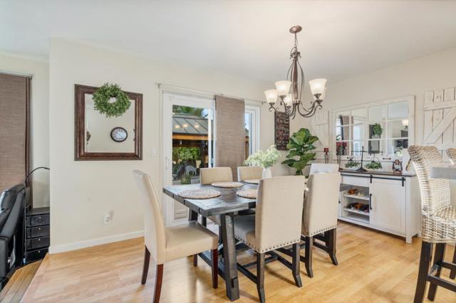 1090 Los Altos Drive, Hollister CA: https://media.crmls.org/mediaz/d079a1bd-348e-4ebd-b919-c11a78cf85fc.jpg