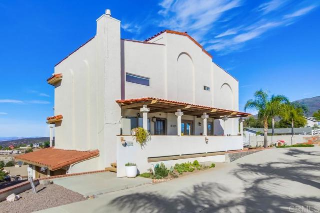 Image 40 of 54 For 2638 W Victoria Dr.