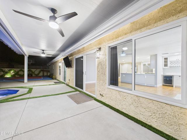 29650 Kimberly Drive, Agoura Hills CA: https://media.crmls.org/mediaz/d07a4bcf-461e-4899-9ef4-5725dcaa4315.jpg