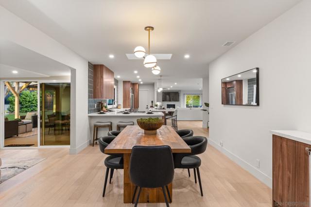 896 La Jolla Rancho Road, La Jolla CA: https://media.crmls.org/mediaz/d07b15b4-c844-488d-83df-aa9c97ebe8c4.jpg