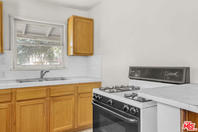 6833 Simpson Avenue, North Hollywood CA: https://media.crmls.org/mediaz/d07bd23a-0965-4de9-b389-9a0724da371b.jpg
