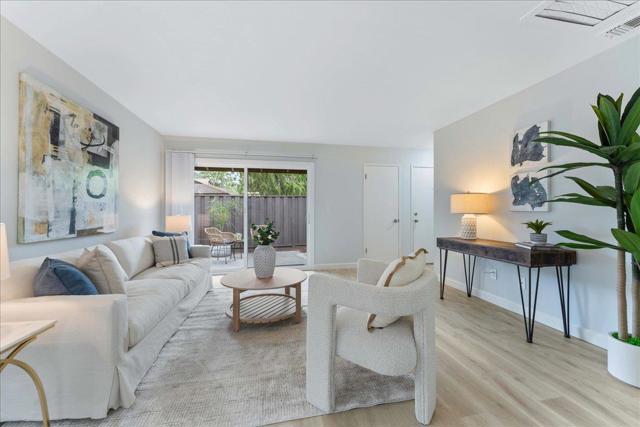 4983 Ponderosa Terrace, Campbell CA: https://media.crmls.org/mediaz/d07ca13f-1d99-47d9-8fca-4c412926c249.jpg