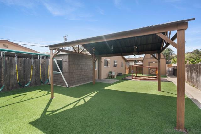 Image 24 of 25 For 8632 Atlas View