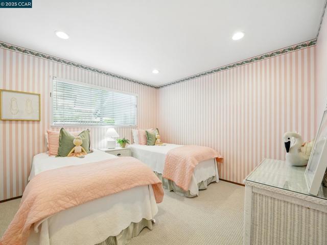 1804 Piedras Circle, Alamo CA: https://media.crmls.org/mediaz/d07cf8ce-763e-4ad2-b862-463f2020e7fc.jpg