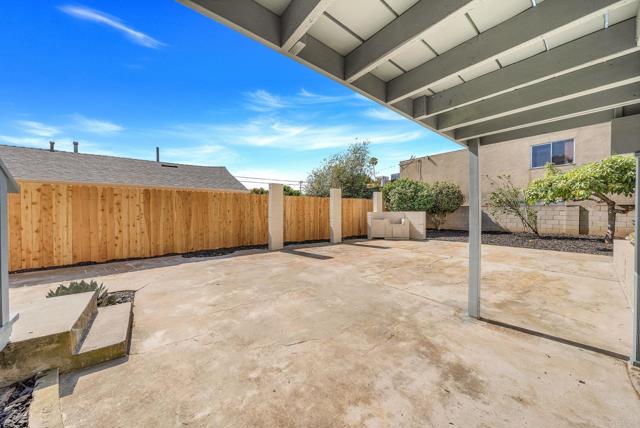 4542 Milton Street, San Diego CA: https://media.crmls.org/mediaz/d07dfb11-b247-4a81-856b-42fceb582d28.jpg