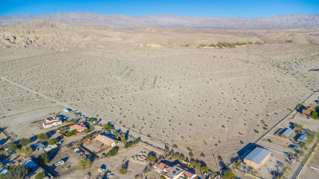 0 Shadow Mountain Lane, Thousand Palms CA: https://media.crmls.org/mediaz/d07f7f84-392e-4841-a137-c096d864df0c.jpg