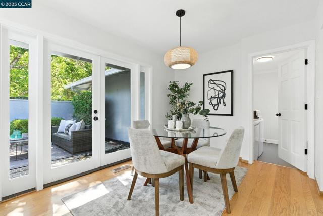 575 Old Orchard Dr, Danville CA: https://media.crmls.org/mediaz/d0831d2e-3b5c-46ca-b91e-63646e4db585.jpg