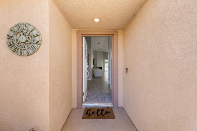 49771 Lincoln Drive, Indio CA: https://media.crmls.org/mediaz/d083e48f-ae9a-46c1-88bb-d8815ae1f6dd.jpg