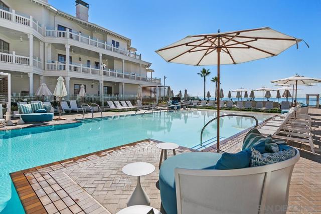 1500 Orange Ave, Coronado CA: https://media.crmls.org/mediaz/d084f28d-57d0-415b-8bd7-3c734ca39228.jpg