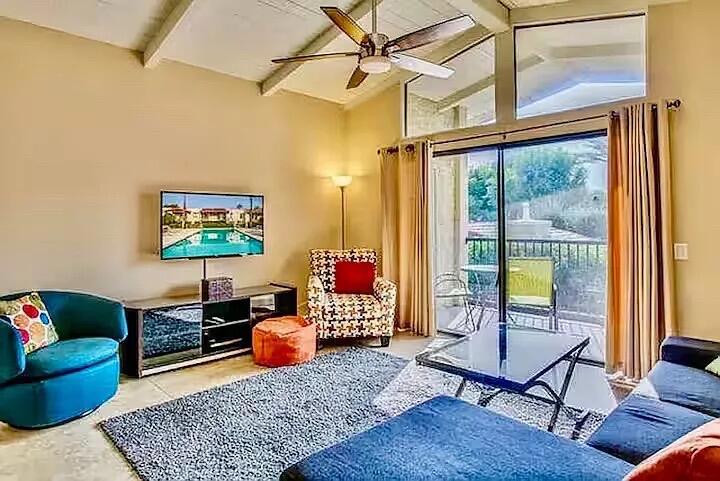 1407 N Sunrise Way #29